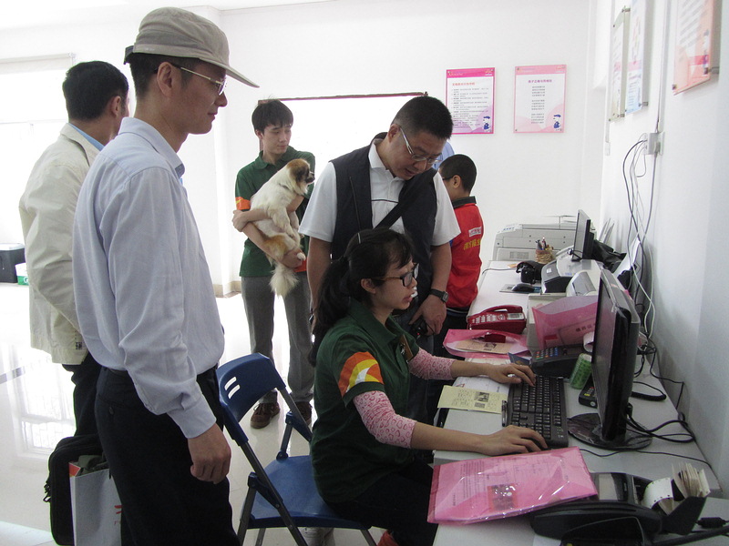 2013.04.21guangzhou_dog_shelter_opening_day