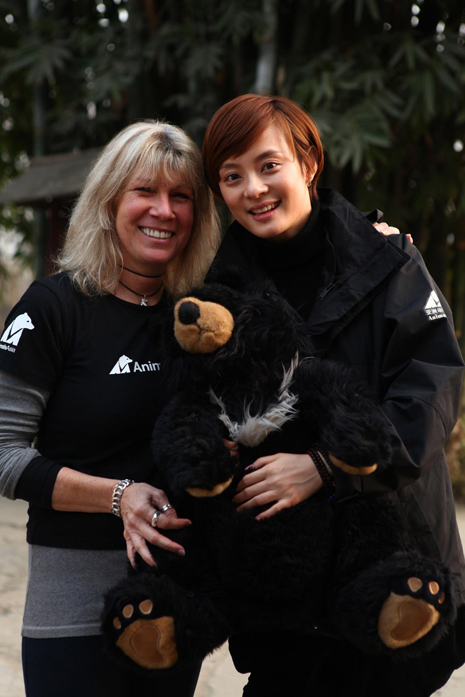 Animals Asia founder Jill Robinson with Sun Li