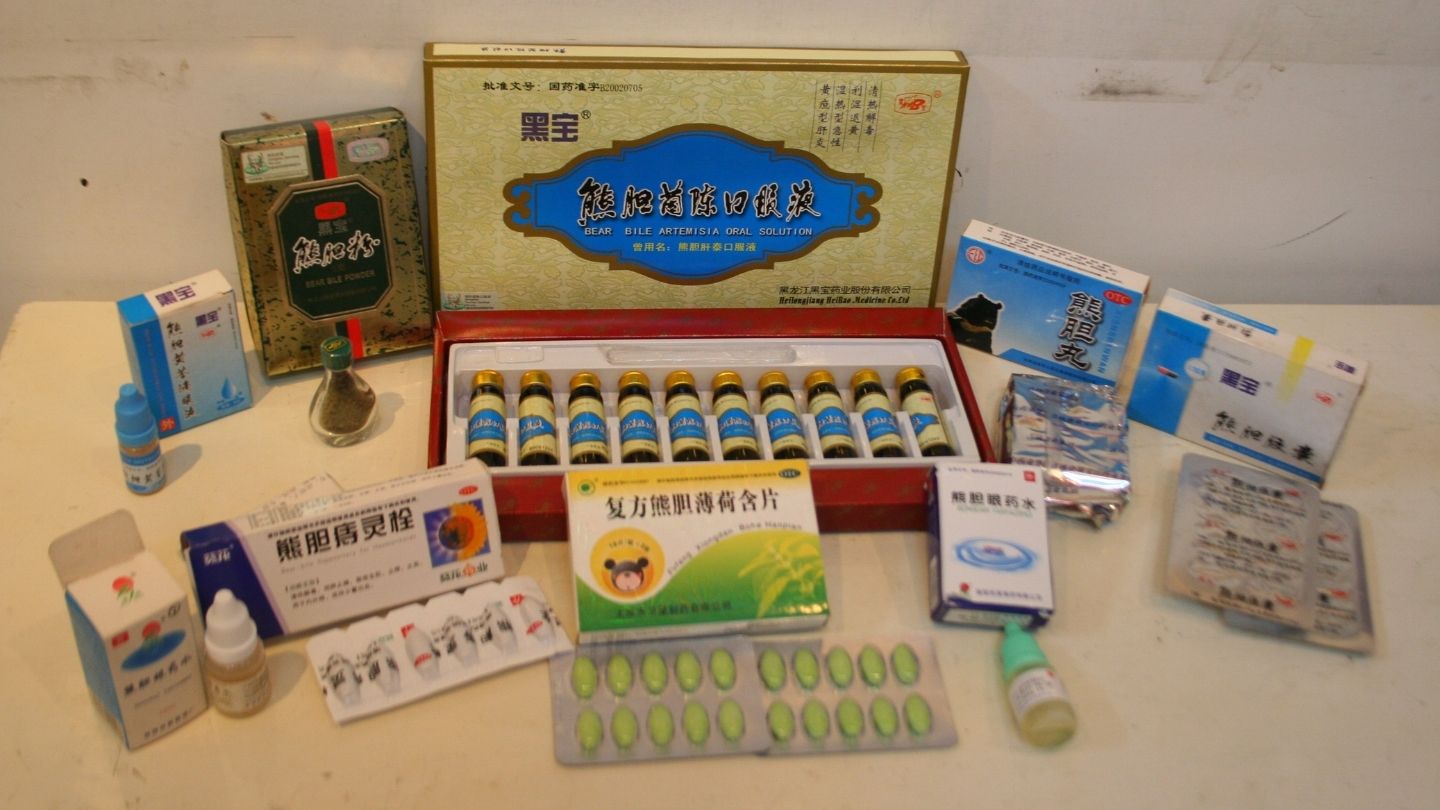 Range of boxes and potions containing bear bile medicine products.